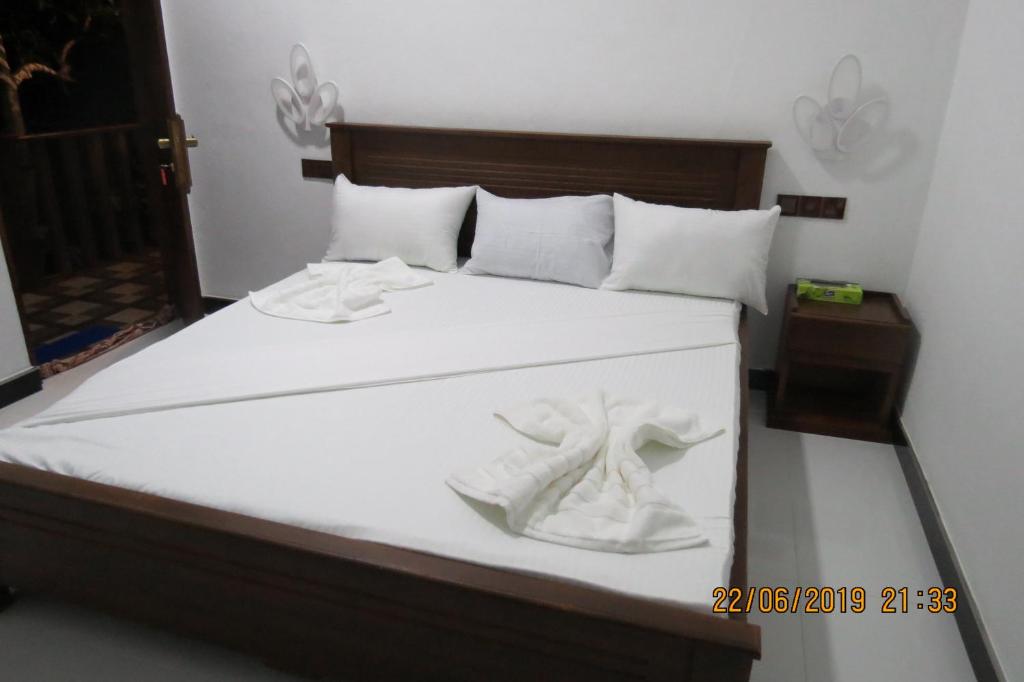 Gold (Double Deluxe Room)