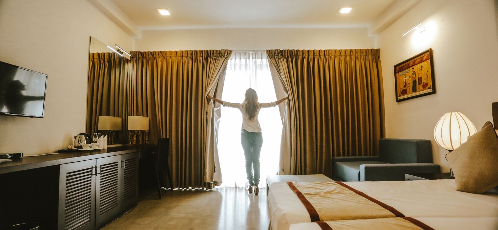 Pool & Garden View Chalets, FB