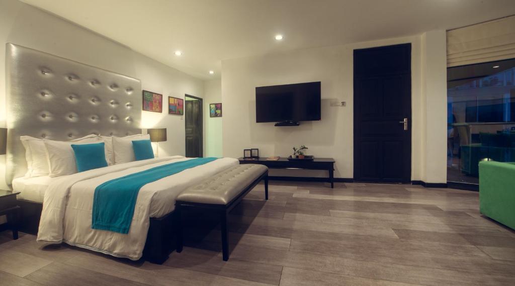 Junior Suite - 2 pax