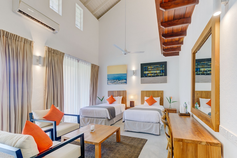 4 bedroom Villa  (8 pax )