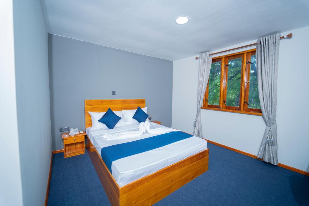 Deluxe Single / Double Room