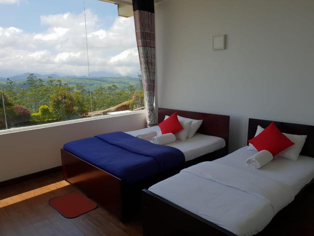 Triple Room with Mountain View