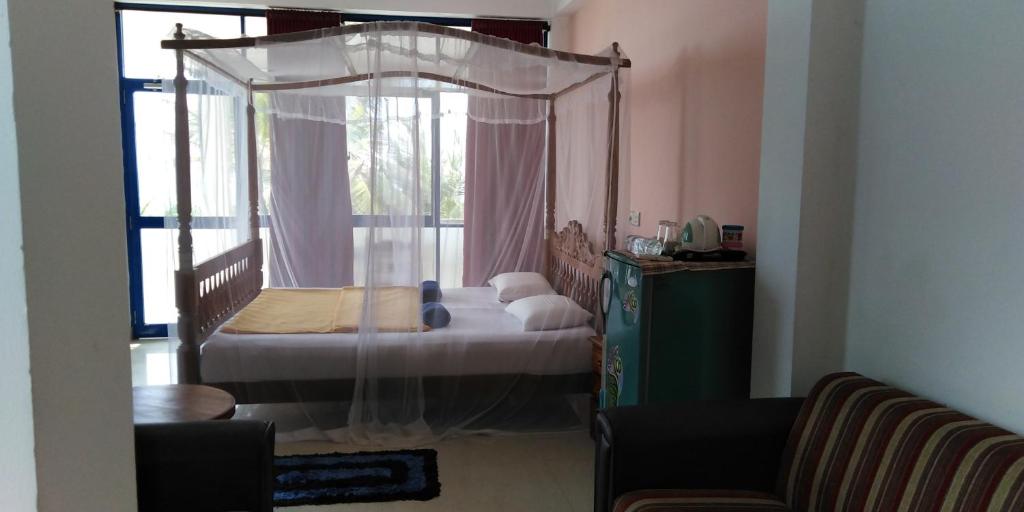 Triple Room With Pool View