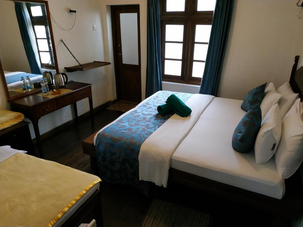 Deluxe Double (Twin) Room