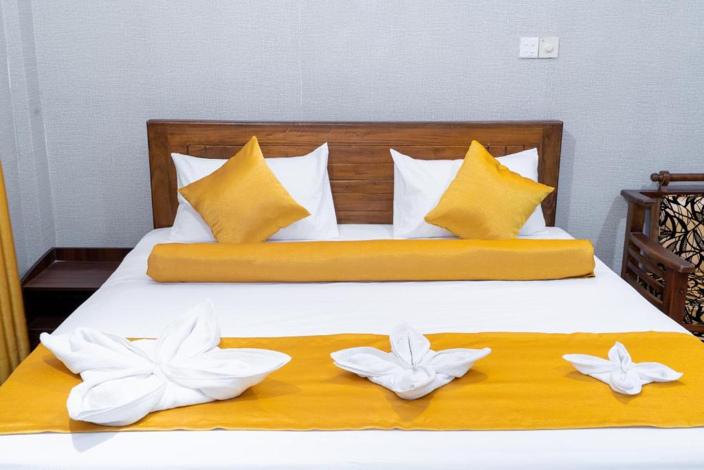 Double Room (Non AC)