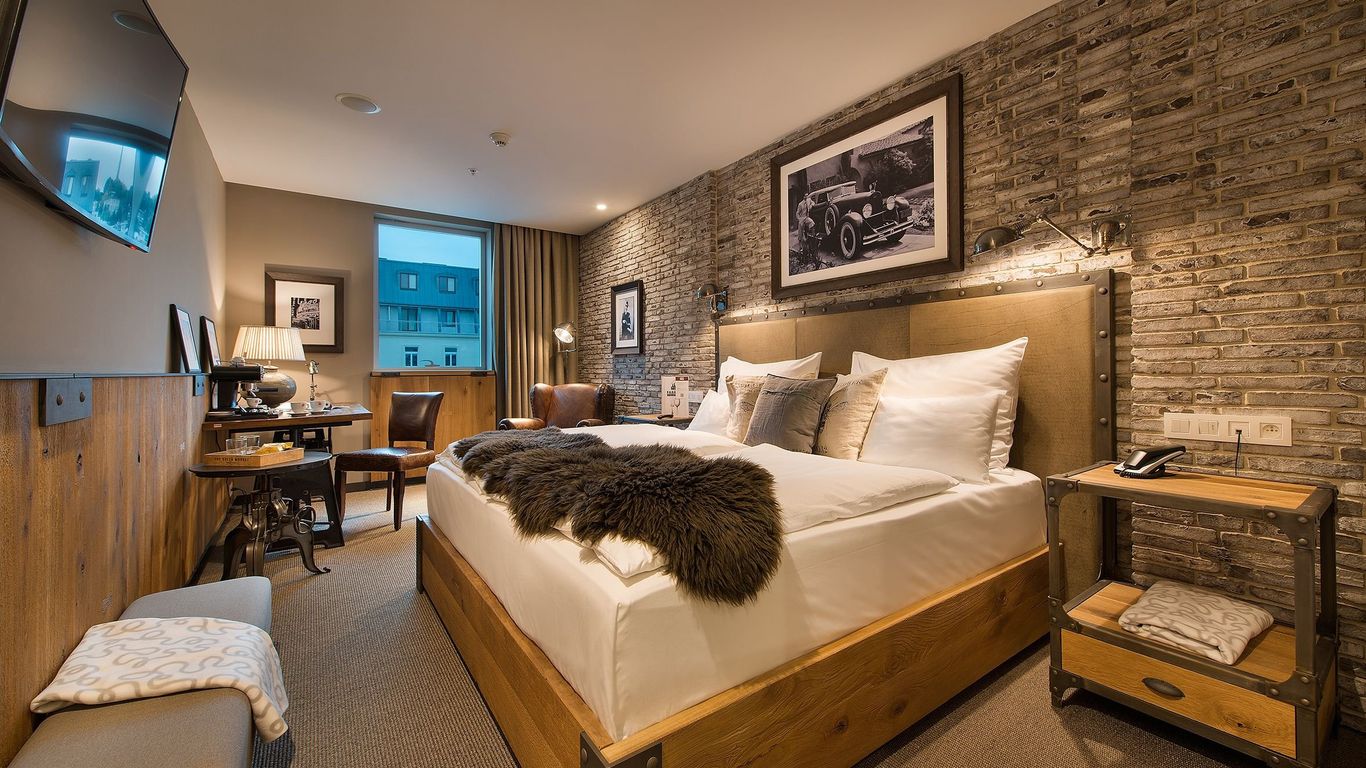 Signature Deluxe Double Room with Private Balcony